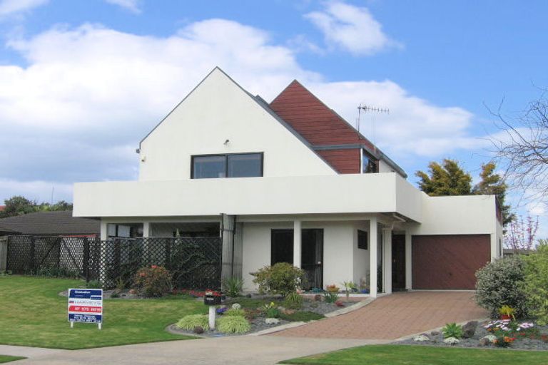 Photo of property in 2 Claridge Place, Mount Maunganui, 3116