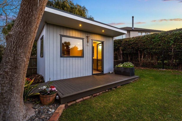 Photo of property in 8 Brixton Road, Manly, Whangaparaoa, 0930