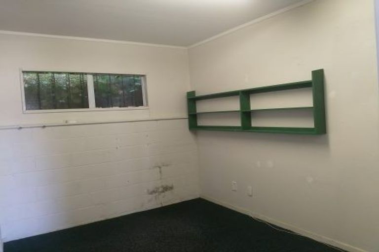 Photo of property in 6 Kenepuru Drive, Kenepuru, Porirua, 5022