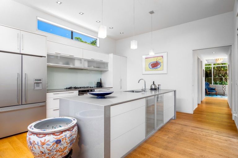 Photo of property in 53 Long Beach Road, Russell, 0202