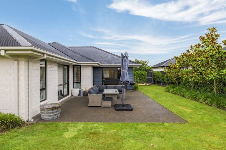 Photo of property in 25 Beak Street, Rolleston, 7615