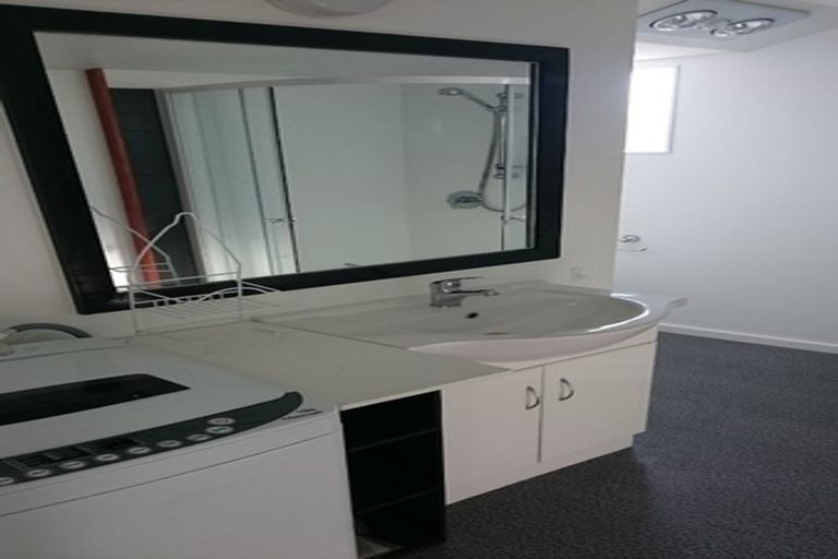 Photo of property in 17 Bradshaw Street, South Dunedin, Dunedin, 9012