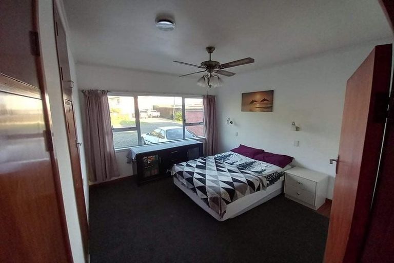 Photo of property in 27 Whaka Street, Maungaturoto, 0520