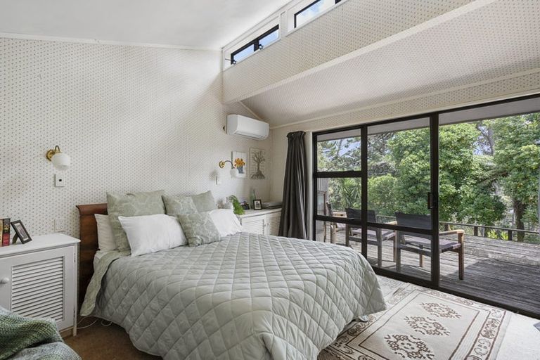 Photo of property in 35 Jacaranda Avenue, Beach Haven, Auckland, 0626