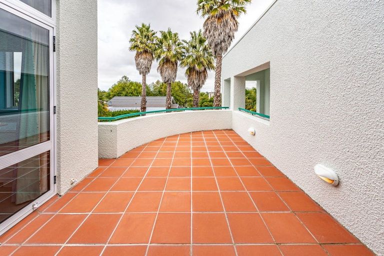 Photo of property in 14 Kent Road, Saint Johns Hill, Whanganui, 4501