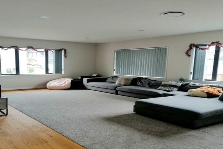 Photo of property in 150 Greenhithe Road, Greenhithe, Auckland, 0632