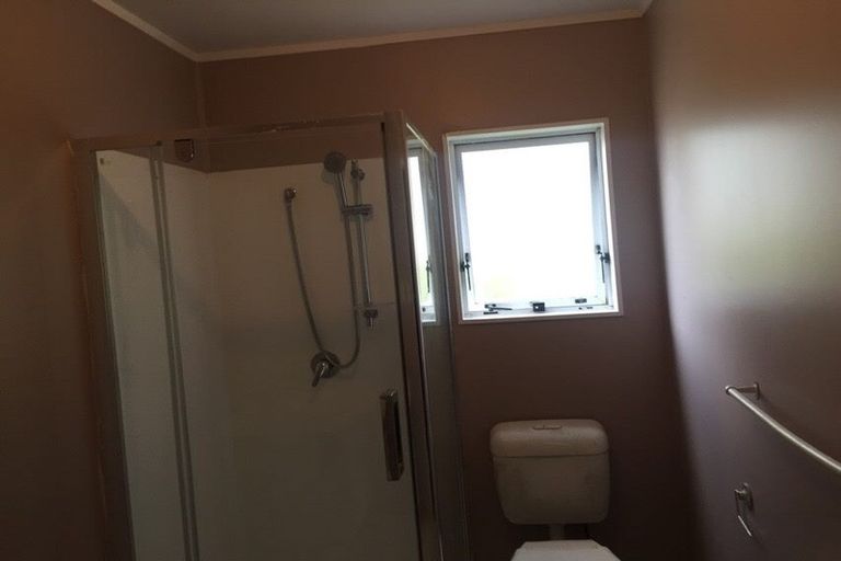 Photo of property in 1/144 Shifnal Drive, Randwick Park, Auckland, 2105