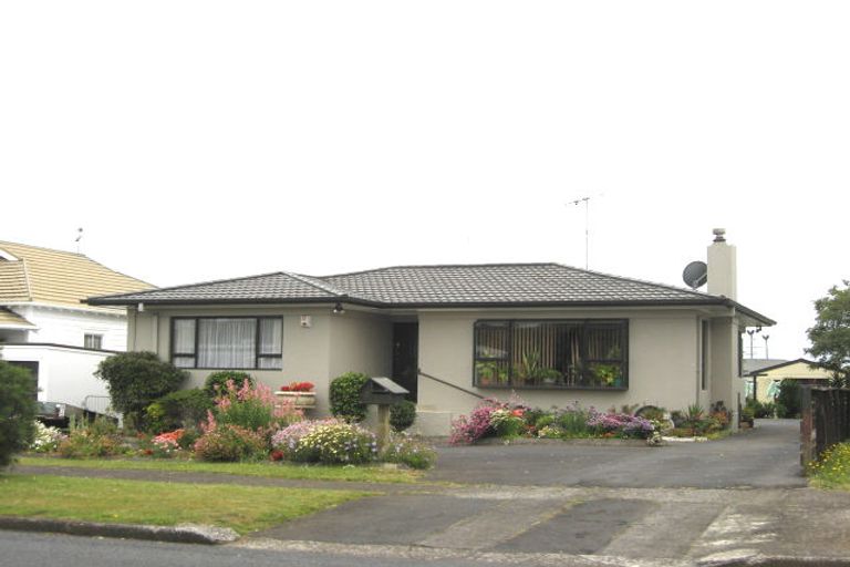 Photo of property in 5 Albert Street, Pukekohe, 2120