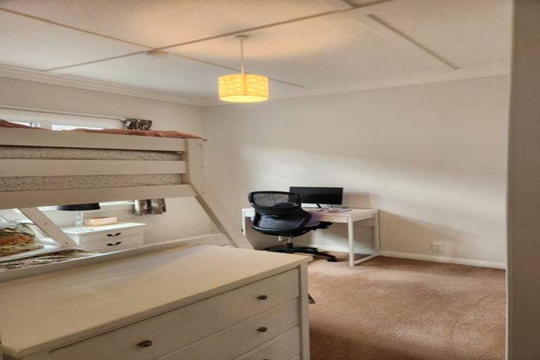 Photo of property in 1/6 Burnside Street, Waterloo, Lower Hutt, 5011