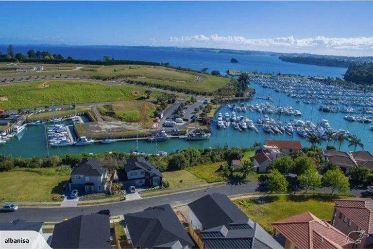 Photo of property in 63 Voyager Drive, Gulf Harbour, Whangaparaoa, 0930
