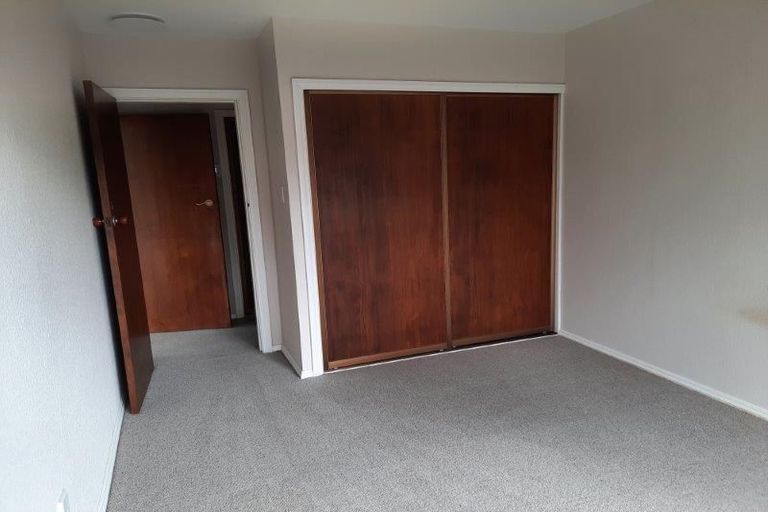 Photo of property in 2/38 Delaware Crescent, Russley, Christchurch, 8042