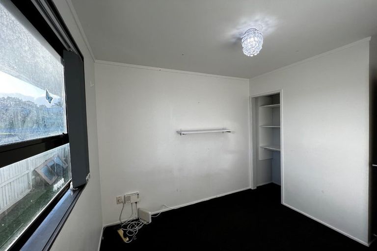 Photo of property in 1/6 Manuka Road, Glenfield, Auckland, 0629