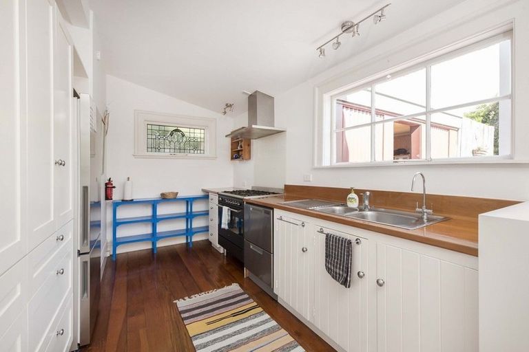 Photo of property in 2 Elliott Street, The Wood, Nelson, 7010