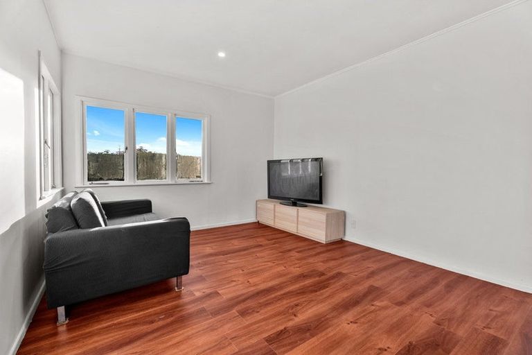 Photo of property in 1/1 Freyberg Avenue, Papatoetoe, Auckland, 2025