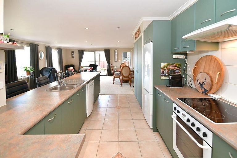 Photo of property in 1157 Whangaparaoa Road, Gulf Harbour, Whangaparaoa, 0930