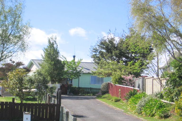 Photo of property in 9 Hilden Place, Hilltop, Taupo, 3330