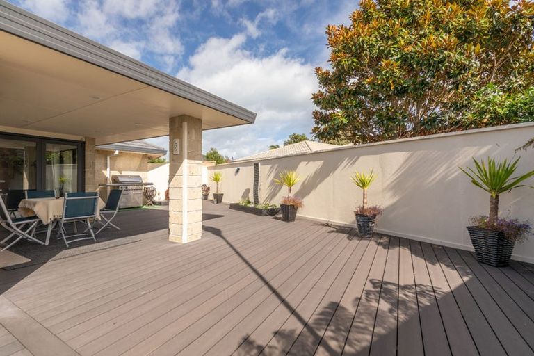 Photo of property in 15 Monarch Place, Paraparaumu Beach, Paraparaumu, 5032