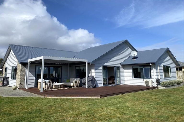 Photo of property in 22 Karoro Place, Karoro, Greymouth, 7805