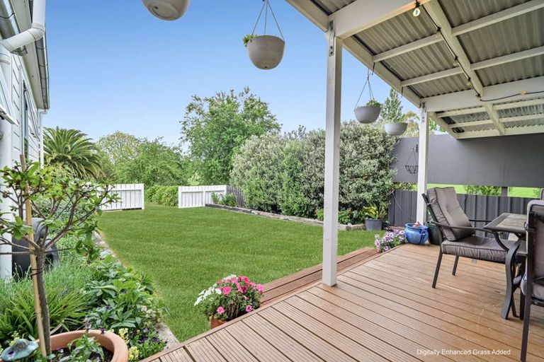 Photo of property in 56 Tapairu Road, Waipawa, 4275