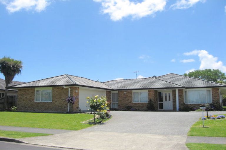 Photo of property in 11 Moss Crescent, Takanini, 2112