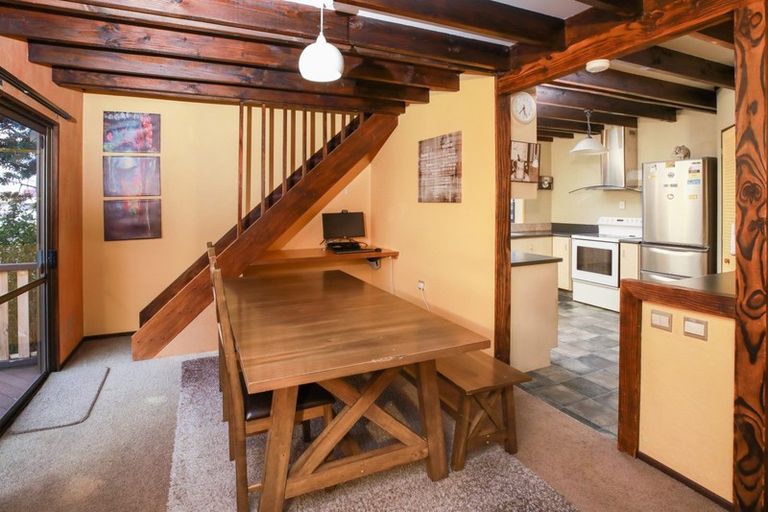 Photo of property in 2 Salmond Place, Dinsdale, Hamilton, 3204