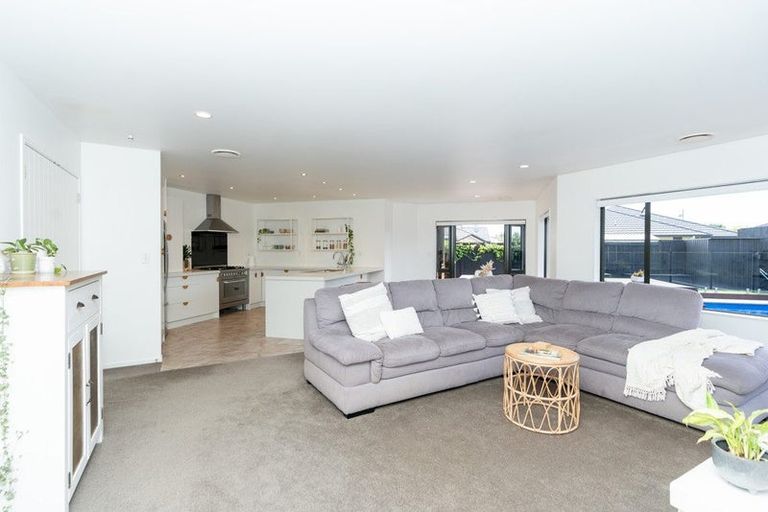 Photo of property in 20 Merlin Close, Huntington, Hamilton, 3210