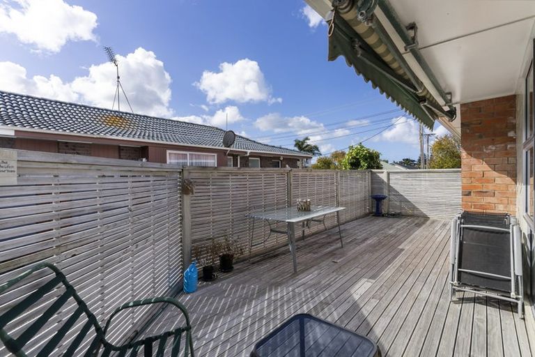Photo of property in 34 Centreway Road, Orewa, 0931