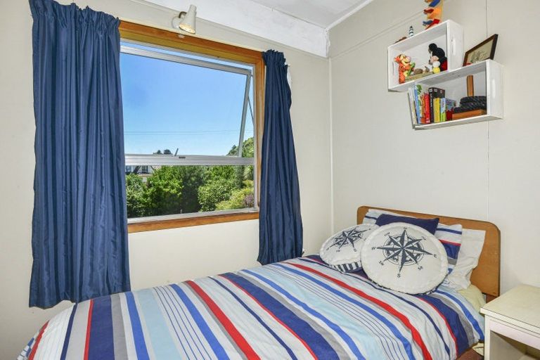 Photo of property in 20 Kahawai Street, Mahia, 4198