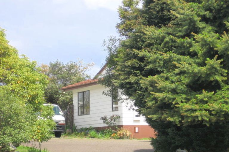 Photo of property in 10 Newberry Place, Richmond Heights, Taupo, 3330