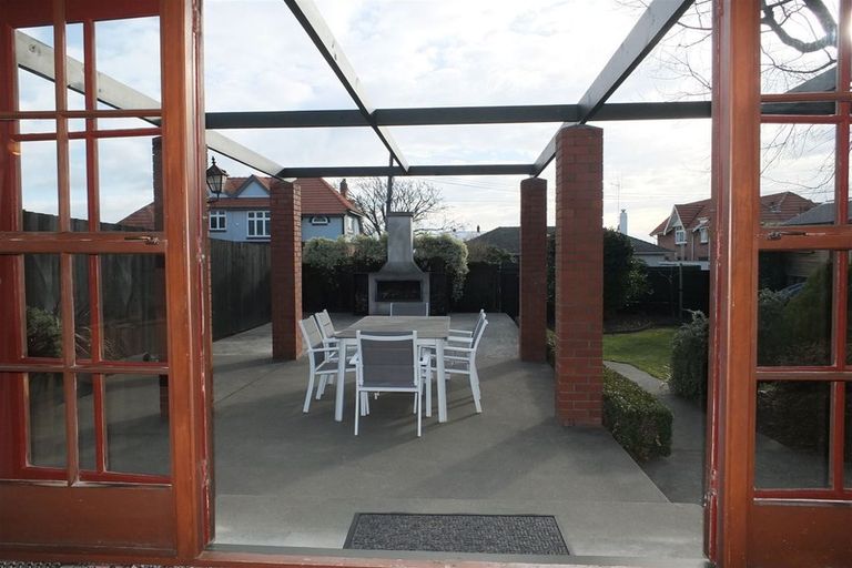 Photo of property in 16 Bidwill Street, Seaview, Timaru, 7910