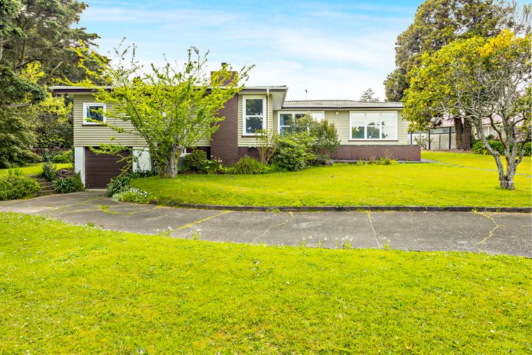 Photo of property in 140 Great South Road, Manurewa, Auckland, 2102