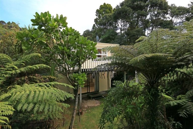 Photo of property in 181 Konini Road, Titirangi, Auckland, 0604