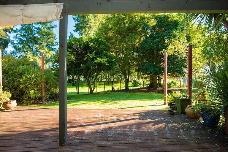 Photo of property in 13 Rangiuia Road, Tolaga Bay, 4077