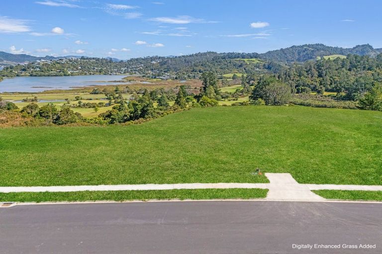 Photo of property in 35 Azimuth Road, Tairua, 3508