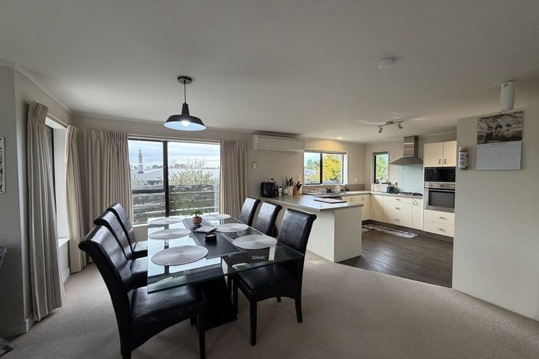 Photo of property in 61 Karina Road, Merrilands, New Plymouth, 4312