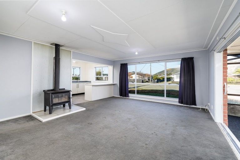 Photo of property in 6 Grace Street, Waimate, 7924