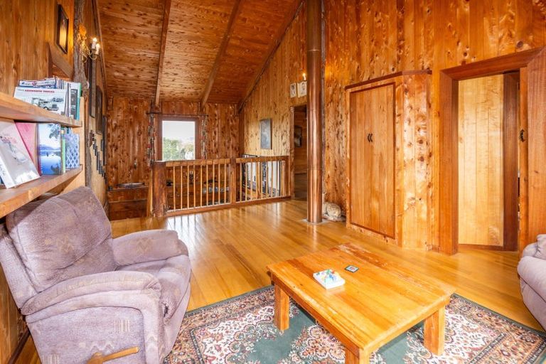 Photo of property in 240 Te Pahu Road, Te Pahu, 3285