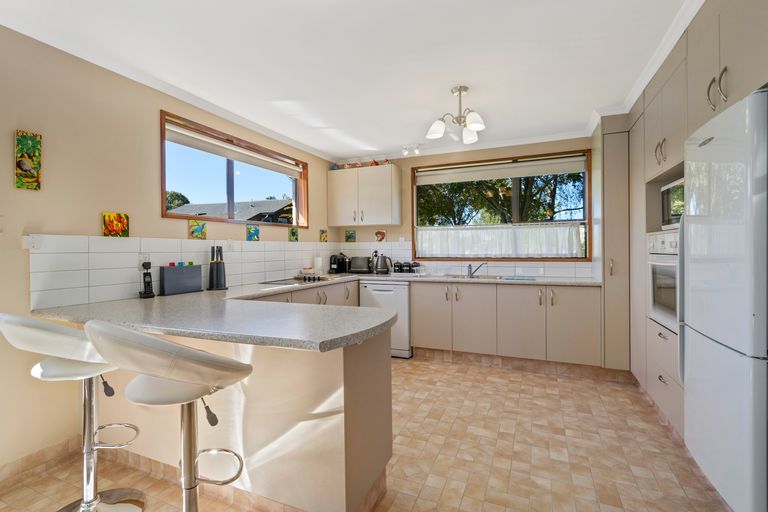 Photo of property in 20 Tyndale Place, Ilam, Christchurch, 8041