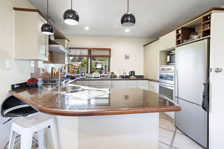 Photo of property in 17 Benalder Crescent, Tokoroa, 3420