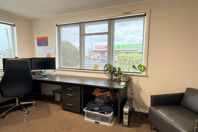Photo of property in 2 Takahe Street, Frankton, Hamilton, 3204