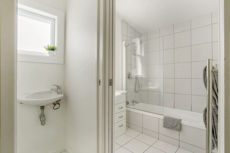 Photo of property in 7/4 Niger Street, Grey Lynn, Auckland, 1021