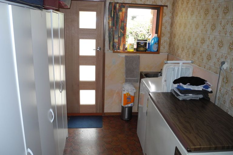 Photo of property in 14 Grace Street, Waimate, 7924