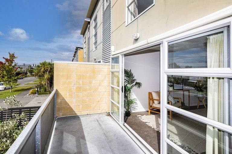 Photo of property in 132 Purchas Street, Edgeware, Christchurch, 8013