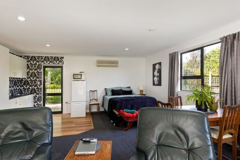 Photo of property in 43 Holdaway Street, Riversdale, Blenheim, 7201