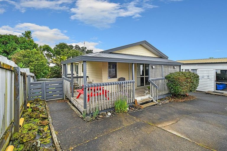 Photo of property in 30a Meadow Street, Mount Wellington, Auckland, 1062