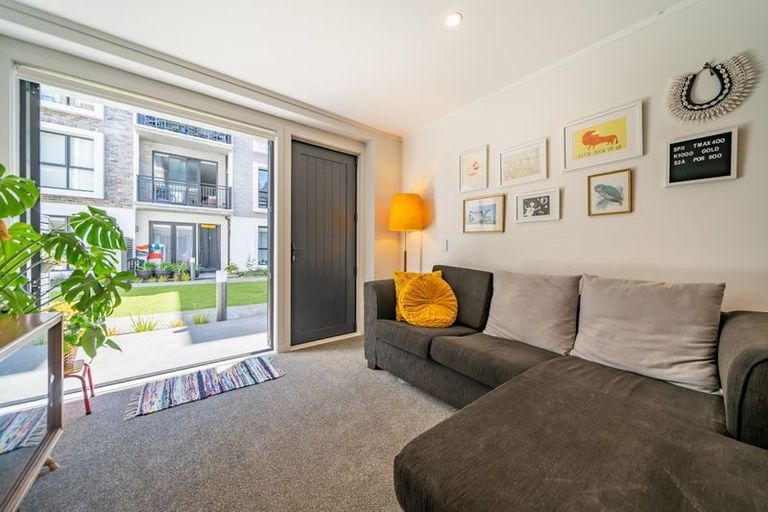 Photo of property in 16 Constable Street, Newtown, Wellington, 6021