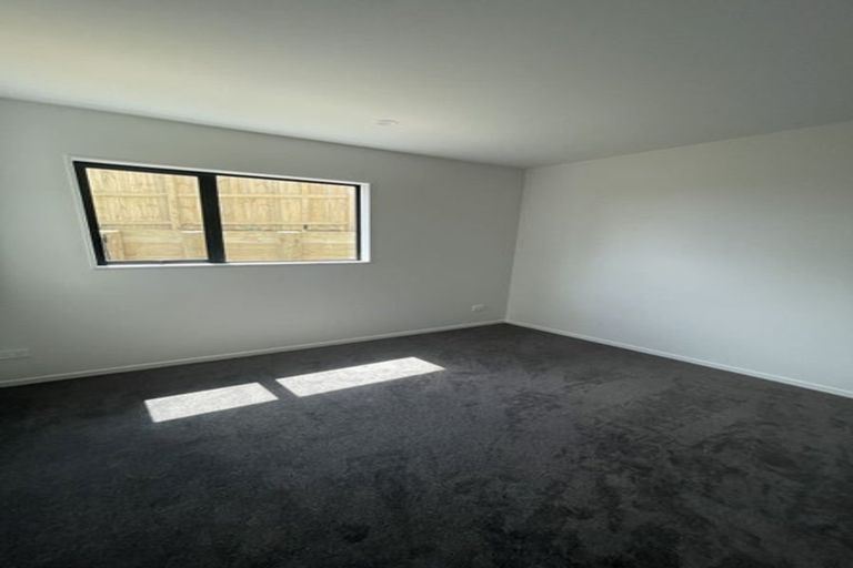 Photo of property in 4 Papauma Place, Papakura, 2110