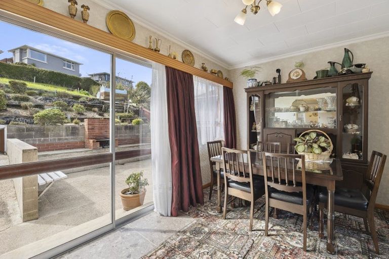 Photo of property in 13 Waldron Crescent, Green Island, Dunedin, 9018