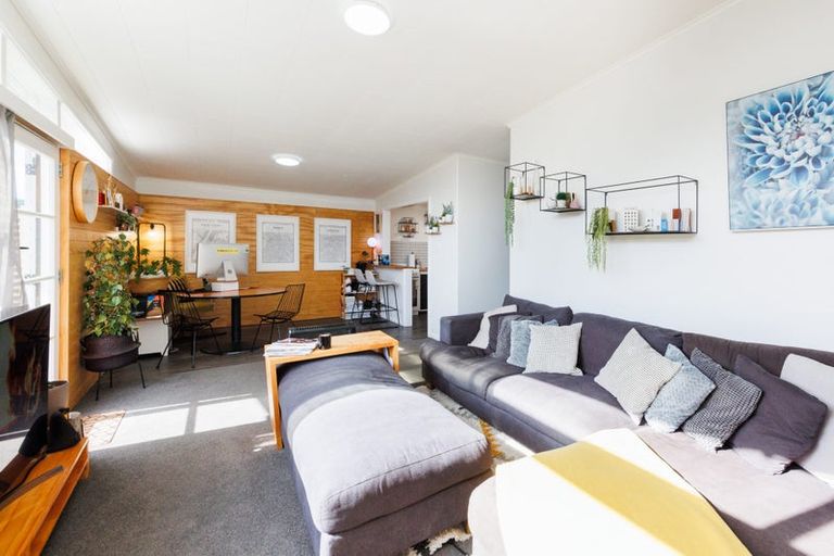 Photo of property in 1/19 Keeling Street, West End, Palmerston North, 4412