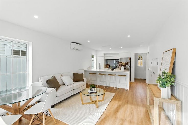 Photo of property in 2/6 Ensors Road, Opawa, Christchurch, 8023